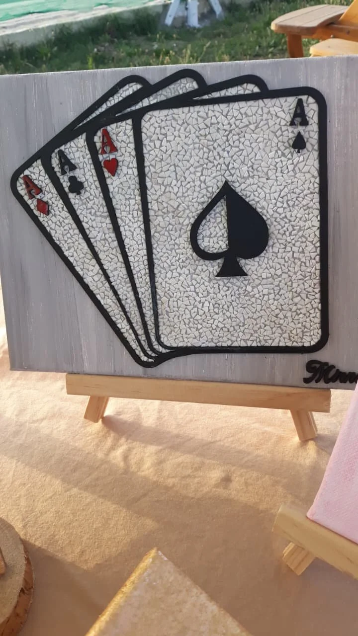 Ace - Mosaic & Paint – Artistic Handmade Combination