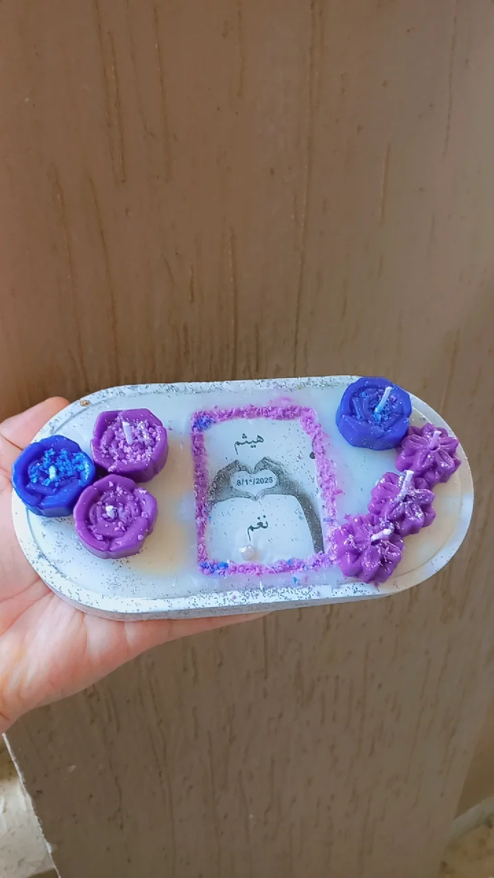 Gypsum dish with candles